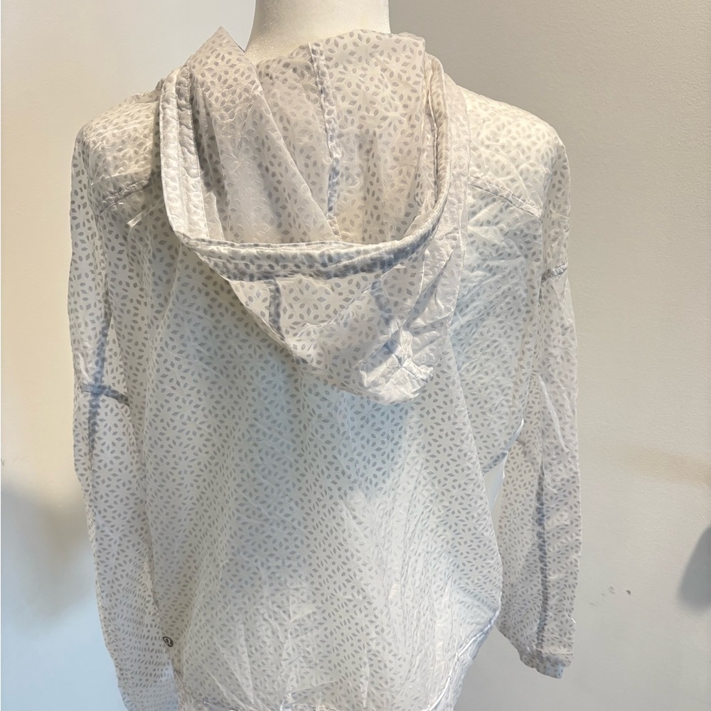 Lululemon Nylon Patterned Jacket - image 2